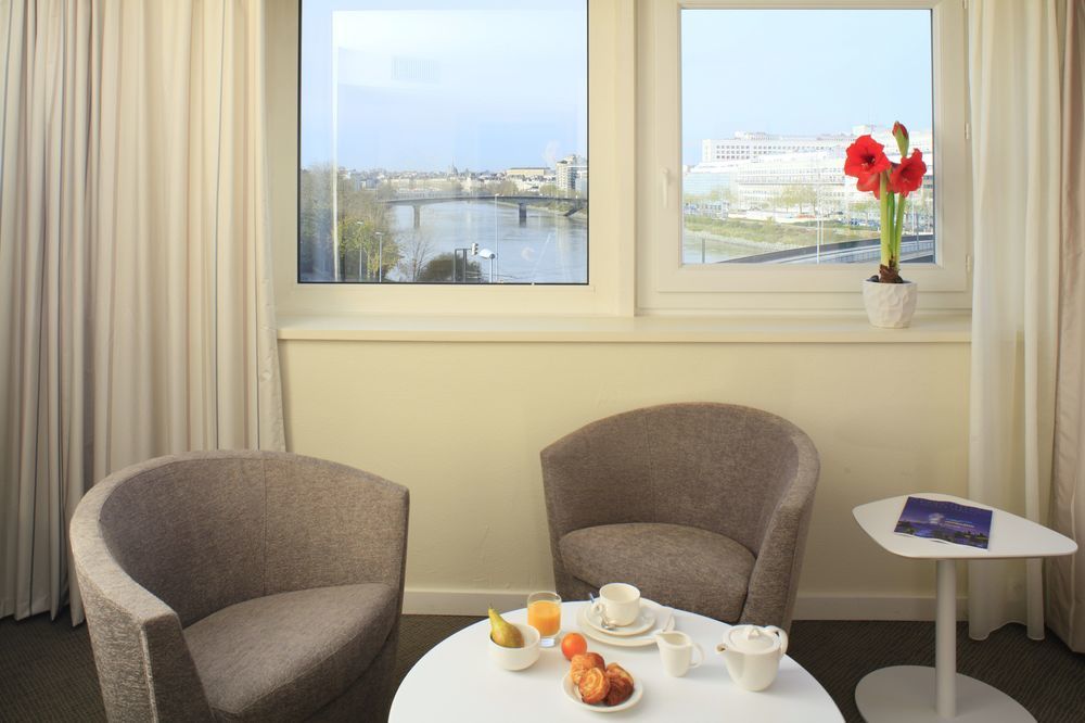 Novotel Nantes Centre Bord De Loire Zimmer foto